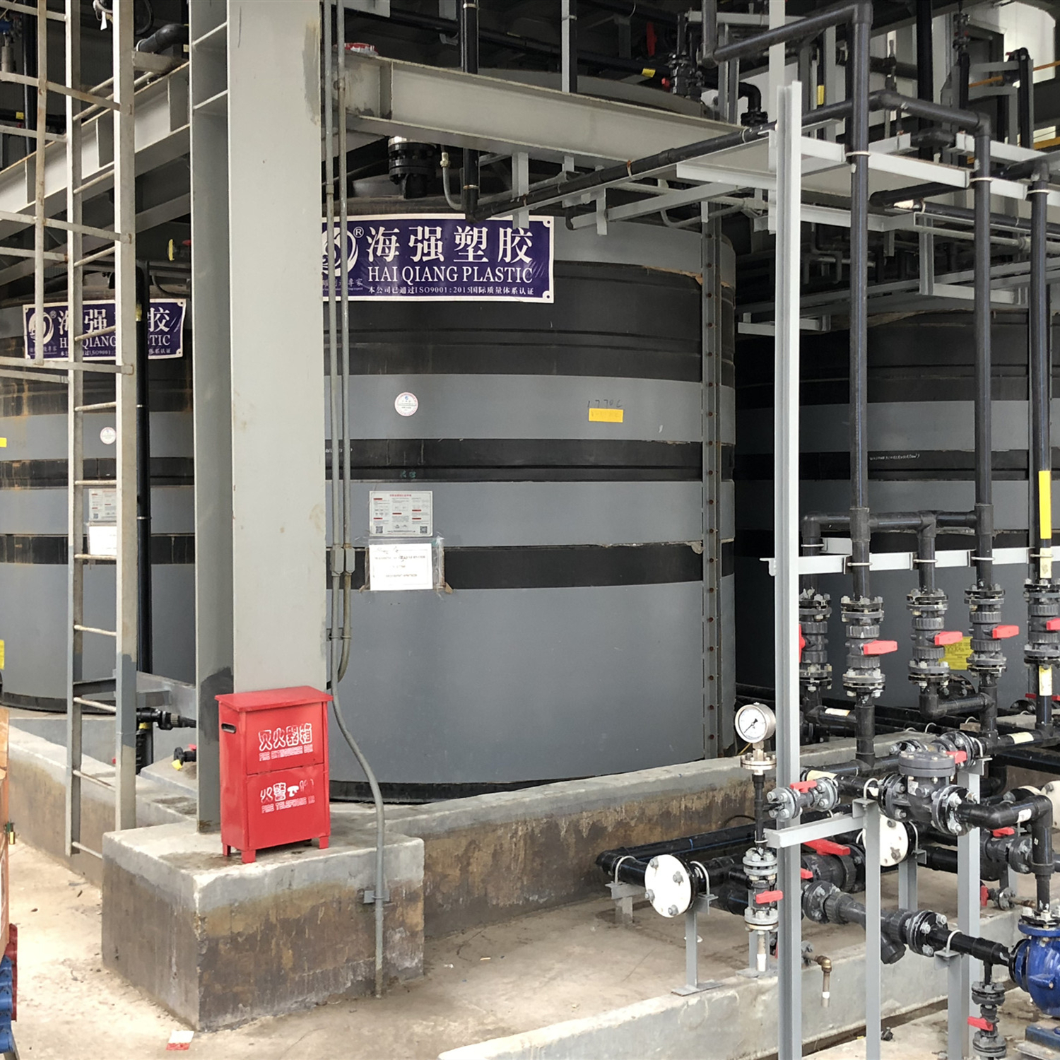 双氧水储罐的进料、出料